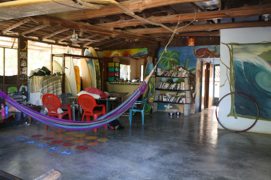 Solo Bueno Common Room